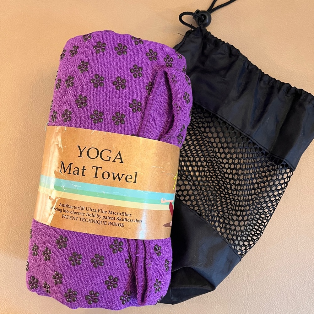 Purple Yoga Mat Towel with Black Mesh Bag